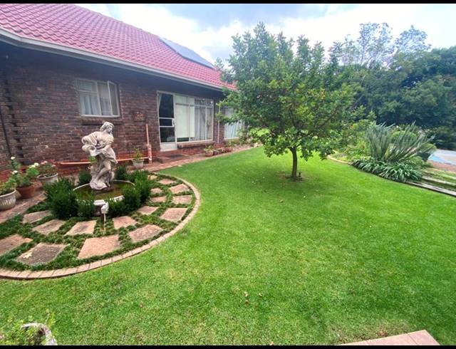 BUSINESS FOR SALE IN GHOLFSIG